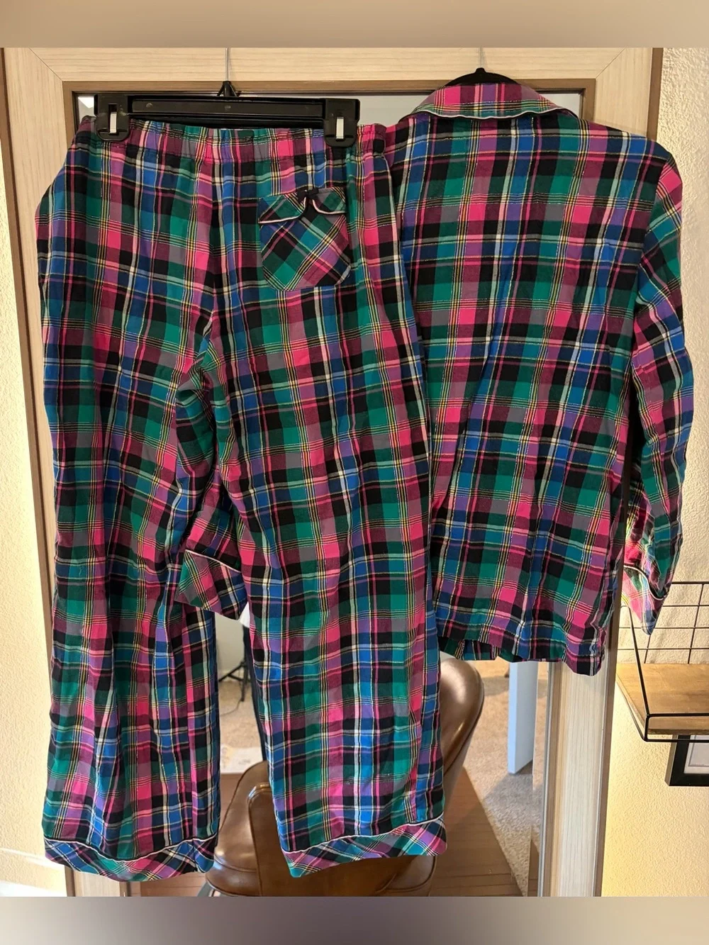 Victorias Secret Plaid Pajamas Top Pants PJ Set Size M Pink Green Blue Sparkle